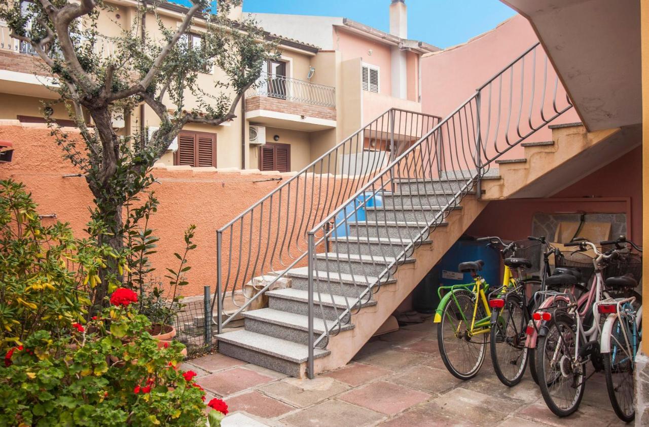 Ferienwohnung Casa Vacanze Luna Pula Exterior foto